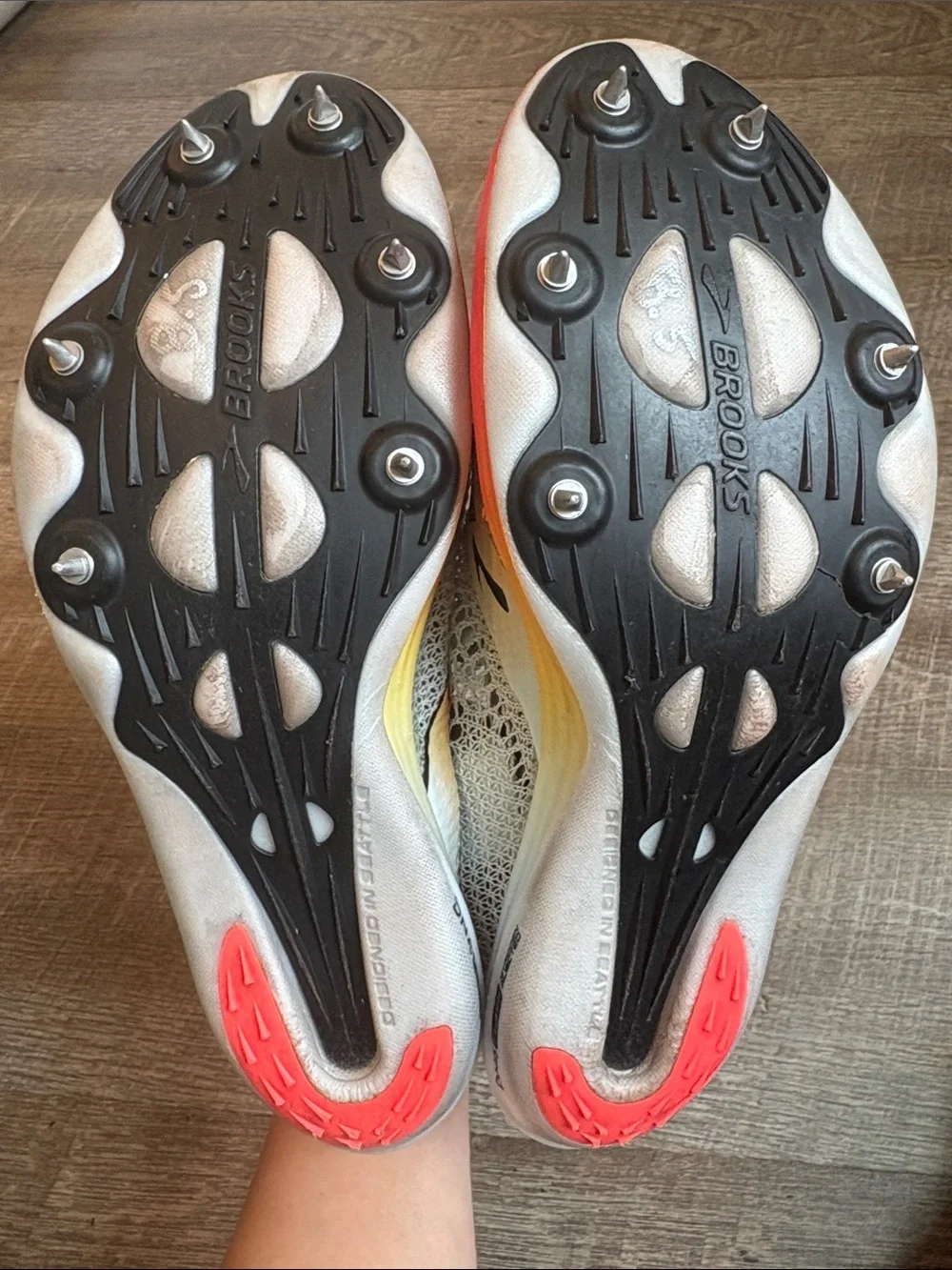 Brooks Hyperion Elite LD Track Spikes M8.5/W10 Light Gray Performance Running